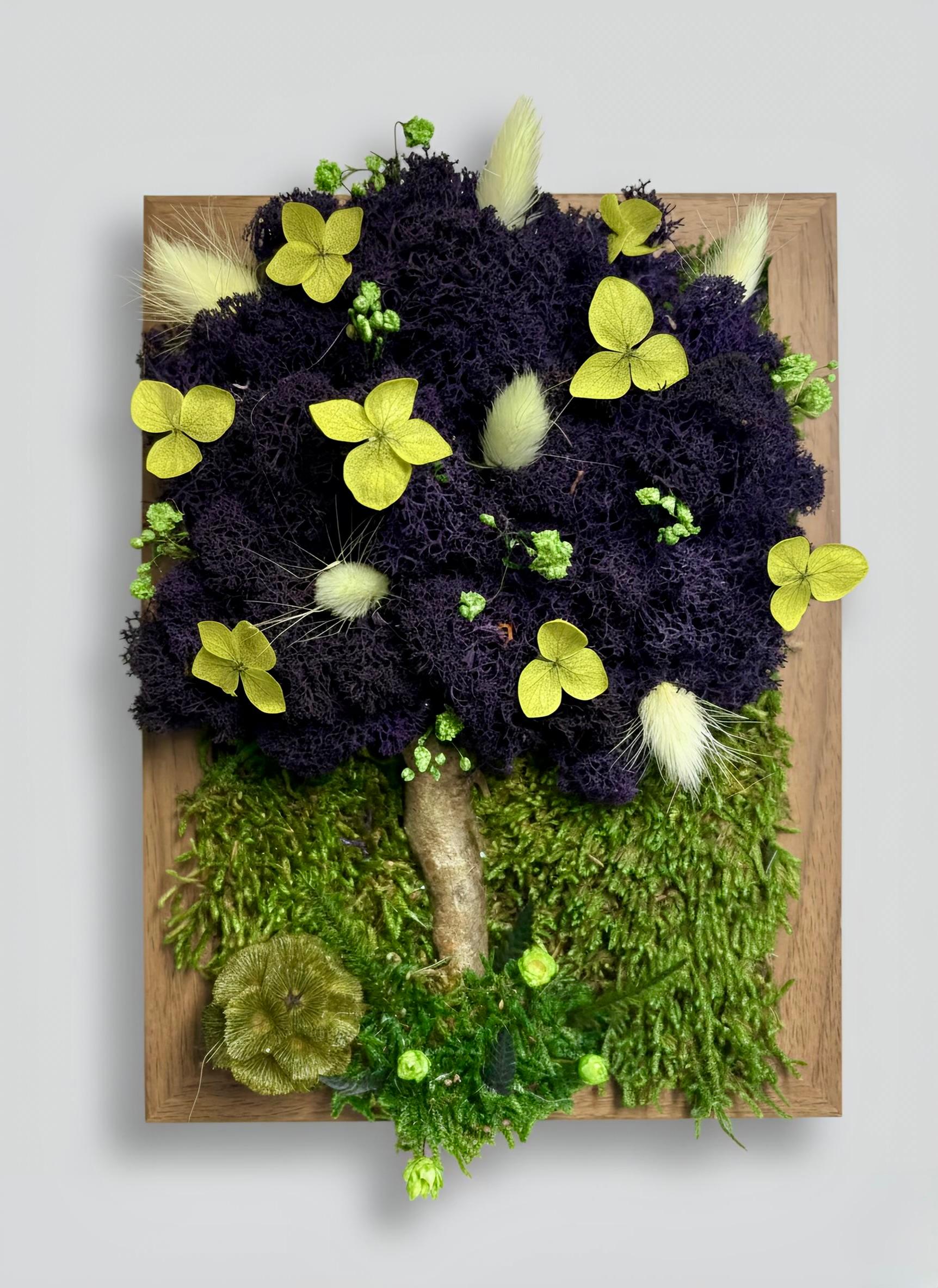 Alberello colorato viola e verde